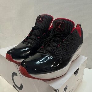 Jordan CMFT Viz Air 13 sneakers in a size men's 12. Pre-owned in replacement box